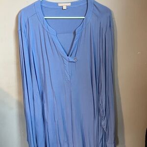 Women’s Periwinkle V-Neck Long Sleeve Tunic